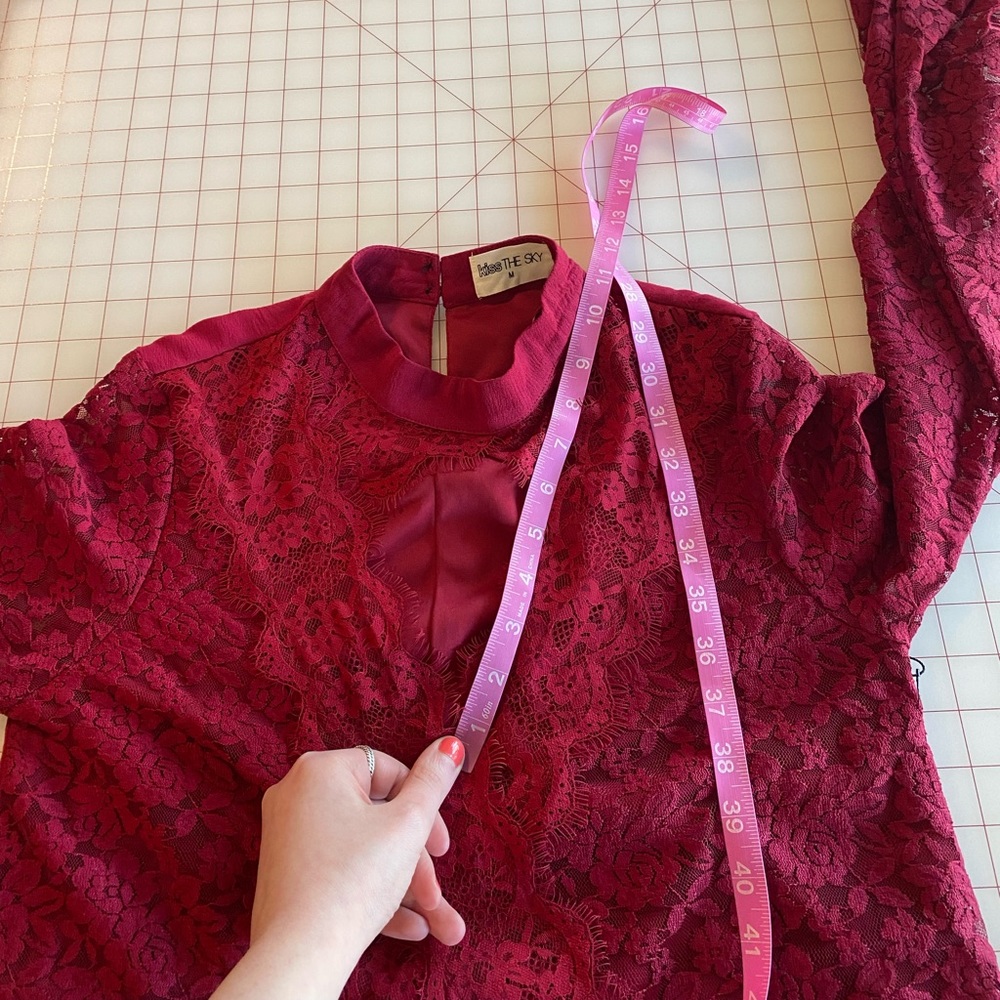 Urban Outfitters Kids the Sky Medium NWT red lace belle sleeve boho flowy dress - Picture 5 of 16